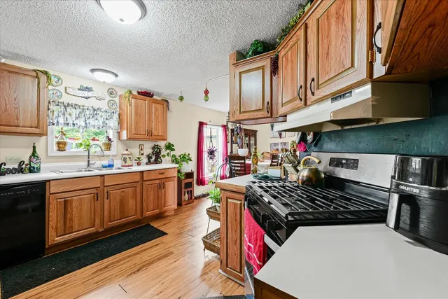 $105,000 | 705 West Park Street, Thomasboro, IL 61878