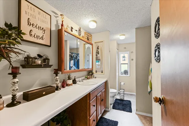 $105,000 | 705 West Park Street, Thomasboro, IL 61878