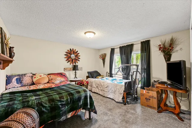 $105,000 | 705 West Park Street, Thomasboro, IL 61878