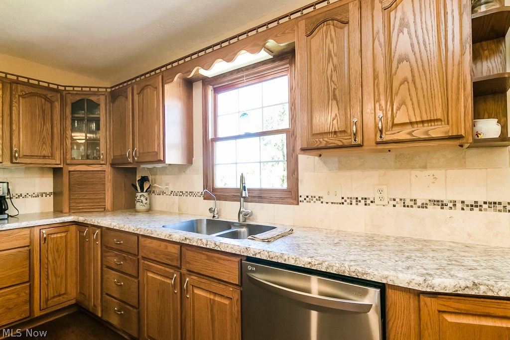 3141 Hood Road Medina, OH 44256 - Photo 17 of 35