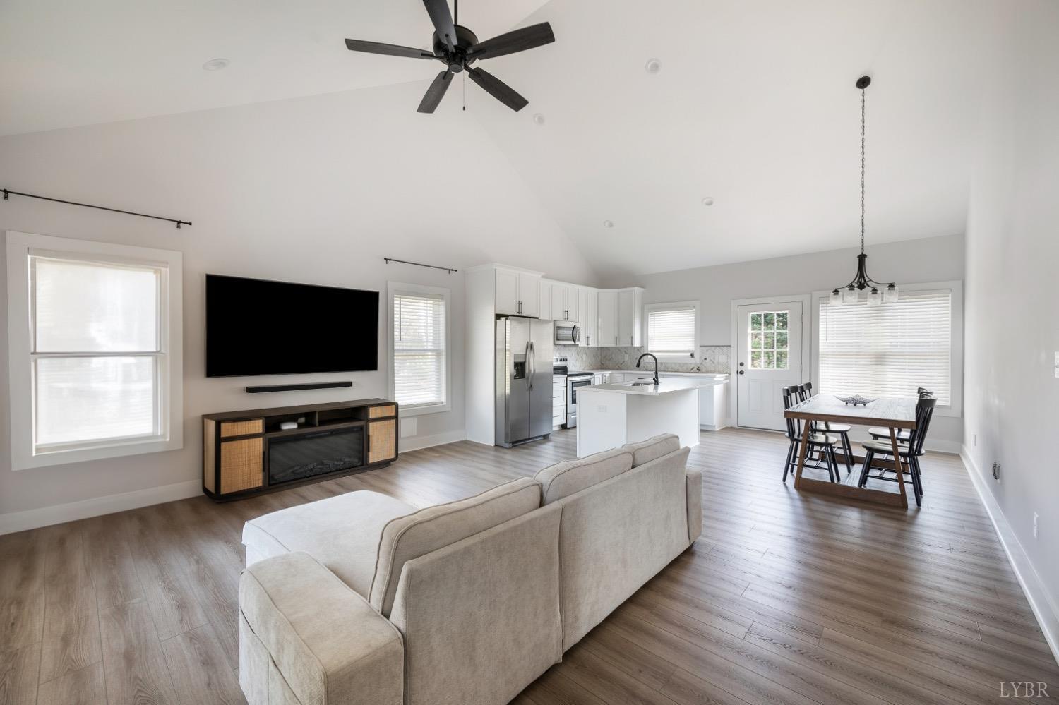 36 Porter Lane Forest, VA 24551 - Photo 5 of 25 a living room with furniture and a flat screen tv