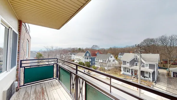$2,195 | 525 Highland Avenue, Unit 44, Malden, MA 02148
