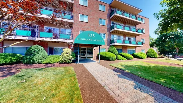 $2,195 | 525 Highland Avenue, Unit 44, Malden, MA 02148