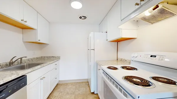 $2,195 | 525 Highland Avenue, Unit 44, Malden, MA 02148