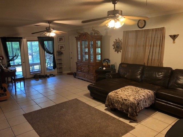 2217 Jim Lee Road Tallahassee, FL 32301 - Photo 7 of 8 Gallery Image 7
