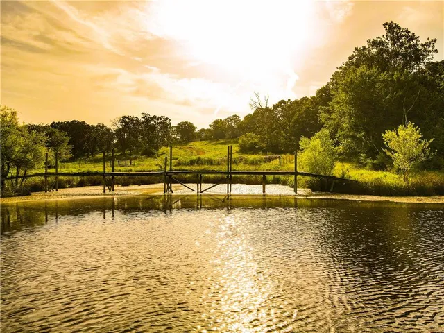 $1,100,000 | 610 South Hwy EE, El Dorado Springs, MO 64744