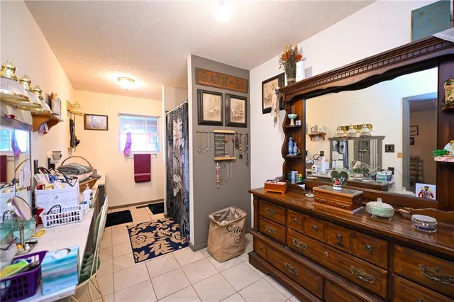 $1,100,000 | 610 South Hwy EE, El Dorado Springs, MO 64744