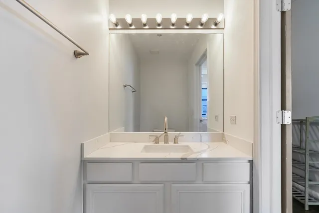 $298,000 | 1529 South State Street, Unit 21H, Chicago, IL 60605