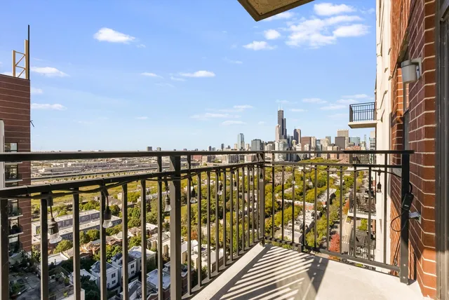 $298,000 | 1529 South State Street, Unit 21H, Chicago, IL 60605