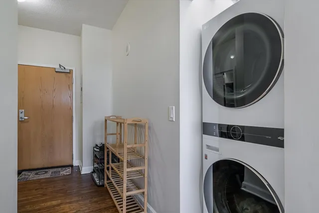 $298,000 | 1529 South State Street, Unit 21H, Chicago, IL 60605