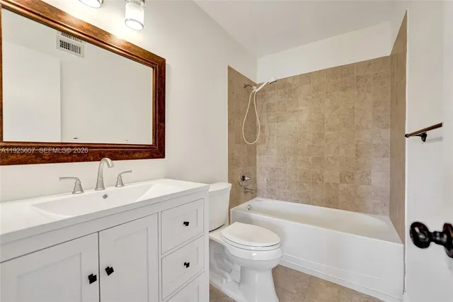 $2,800 | 9340 Southwest 61st Way, Unit B, Boca Raton, FL 33428