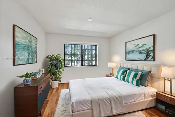 $2,700 | 9340 Southwest 61st Way, Unit B, Boca Raton, FL 33428