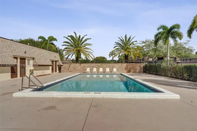 $2,800 | 9340 Southwest 61st Way, Unit B, Boca Raton, FL 33428