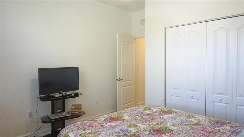 9666 Southwest Purple Martin Way Stuart, FL 34997 - Photo 14 of 20 Gallery Image 14