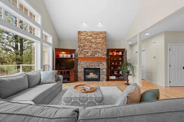 $847,500 | 13821 East Bellessa Lane, Spokane Valley, WA 99206