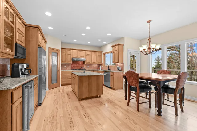 $847,500 | 13821 East Bellessa Lane, Spokane Valley, WA 99206