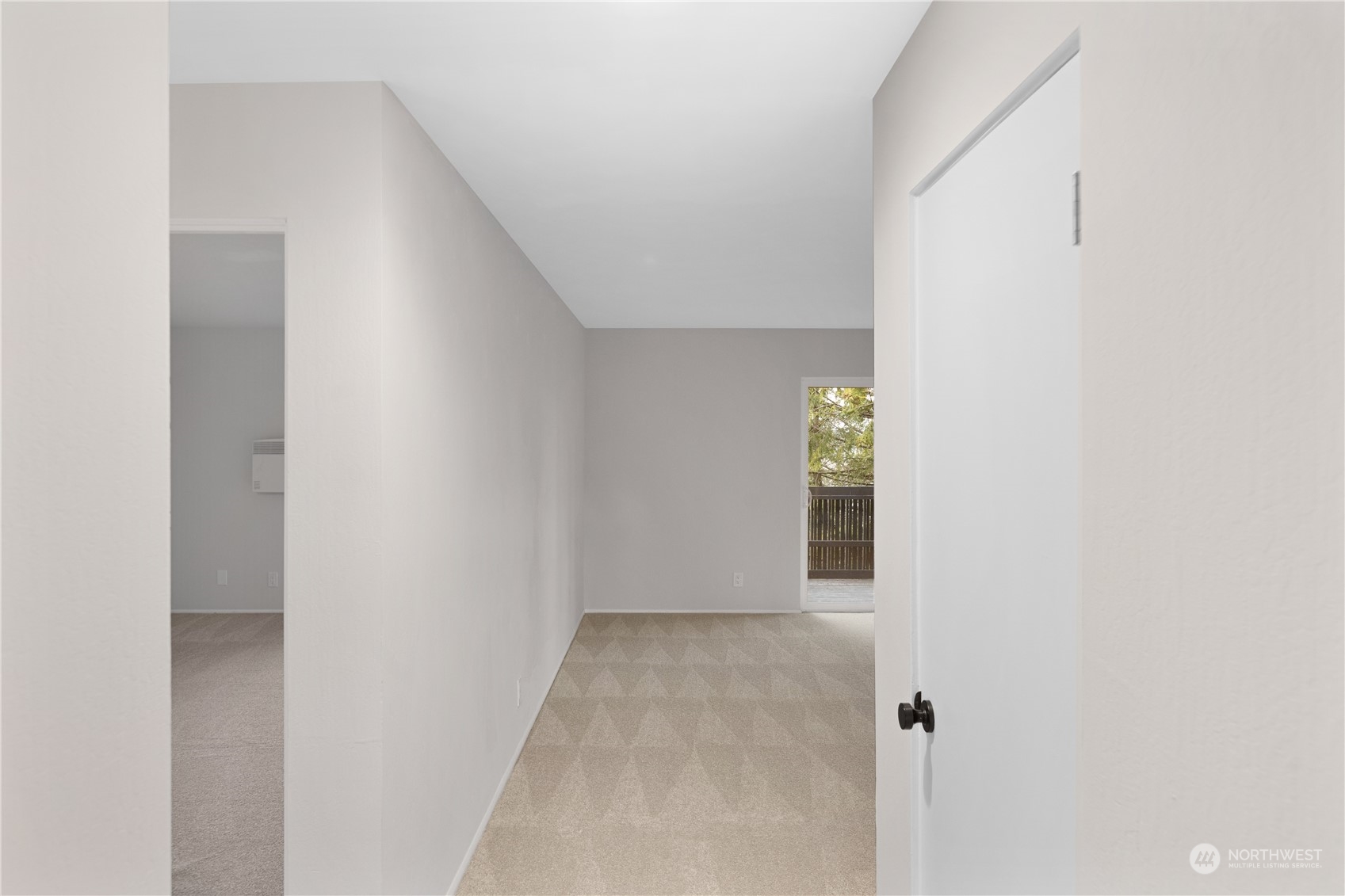 1425 South Puget Drive, Unit 301 Renton, WA 98055 - Photo 4 of 21 Gallery Image 4