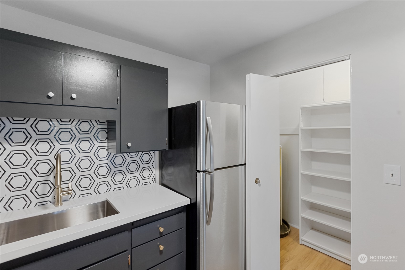 1425 South Puget Drive, Unit 301 Renton, WA 98055 - Photo 9 of 21 Gallery Image 9