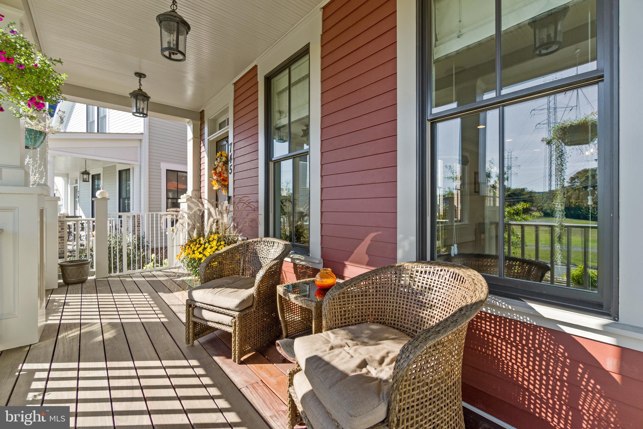 745 Center Street Herndon, VA 20170 - Photo 3 of 79