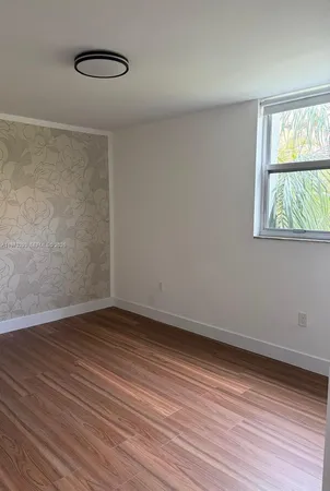 $6,700 | 210 Seaview Drive, Unit 312, Key Biscayne, FL 33149