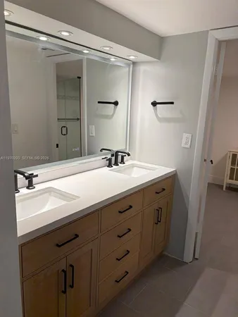 $6,700 | 210 Seaview Drive, Unit 312, Key Biscayne, FL 33149