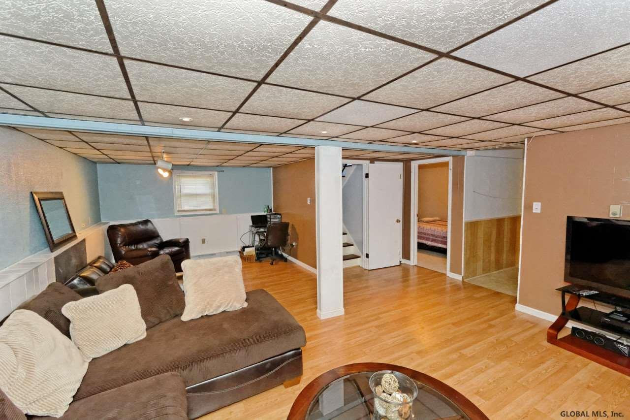 3 Florida Avenue Rensselaer, NY 12144 - Photo 19 of 25 Photo 19