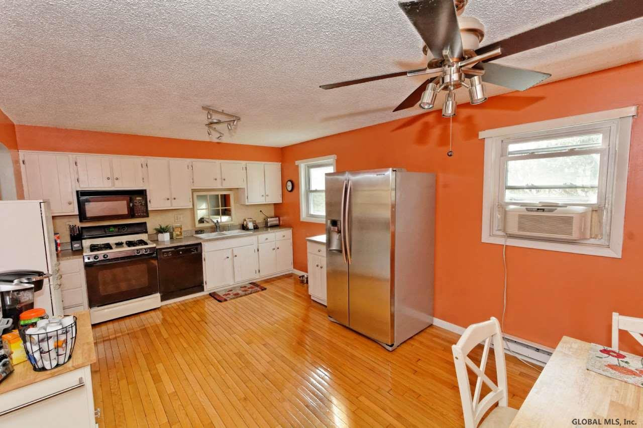 3 Florida Avenue Rensselaer, NY 12144 - Photo 7 of 25 Photo 7