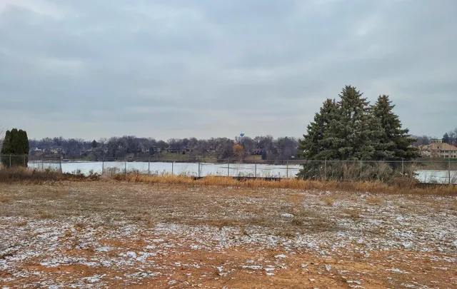 $1,750,000 | 890 Terra Blue Court, Unit 104, Kimberly, WI 54136