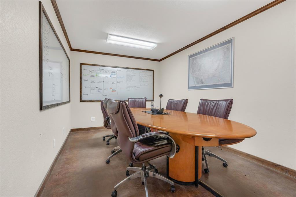 2522 Highway 287 Decatur, TX 76234 - Photo 23 of 25 a view of a dining room with furniture and window