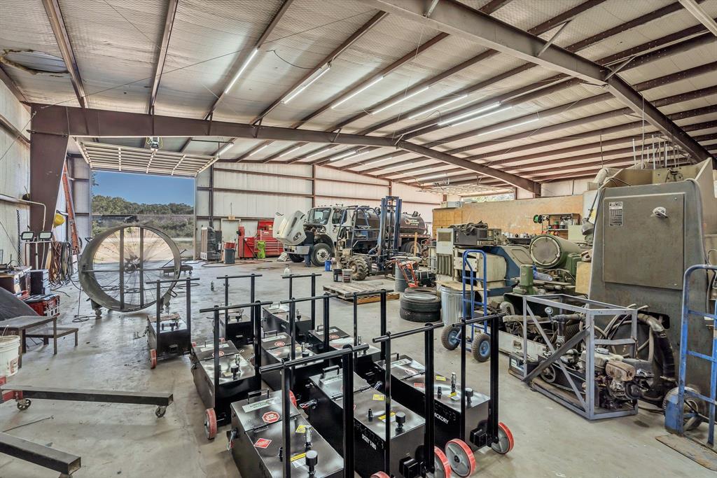 2522 Highway 287 Decatur, TX 76234 - Photo 10 of 25 a view of a room with gym equipment
