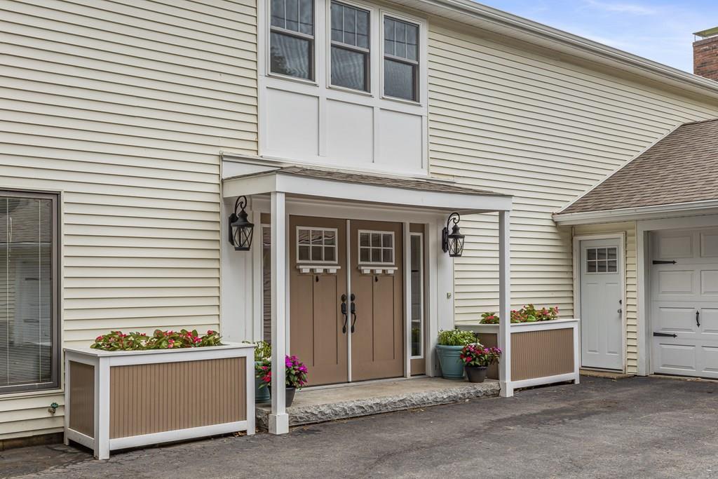 9 Johnson Road Southborough, MA 01772 - Photo 3 of 38 Gallery Image 3
