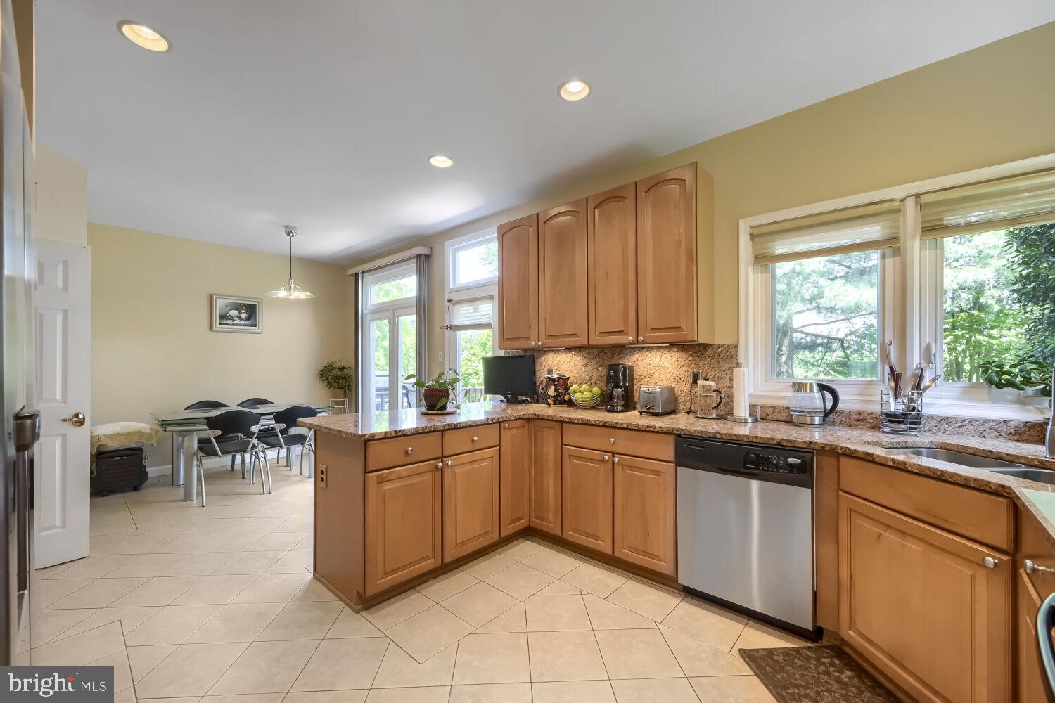 17 Stablemere Court Baltimore, MD 21209 - Photo 12 of 33 Kitchen