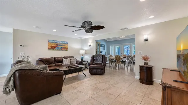 $749,900 | 407 Bellini Circle, Nokomis, FL 34275