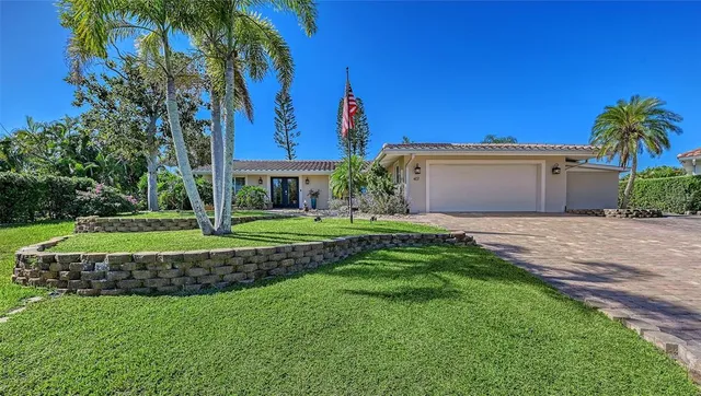 $749,900 | 407 Bellini Circle, Nokomis, FL 34275
