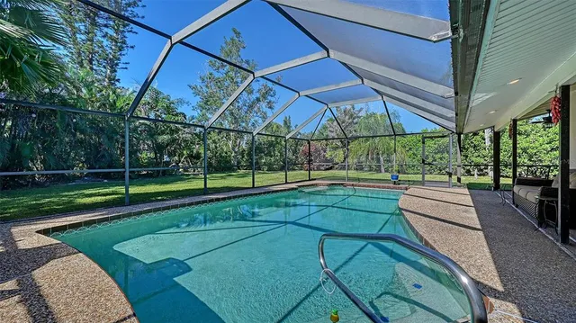 $749,900 | 407 Bellini Circle, Nokomis, FL 34275