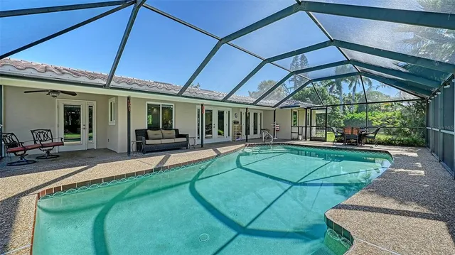 $749,900 | 407 Bellini Circle, Nokomis, FL 34275