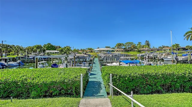 $749,900 | 407 Bellini Circle, Nokomis, FL 34275