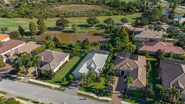 $789,000 | 7841 Valderrama Way, Lakewood Ranch, FL 34202