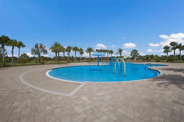 $789,000 | 7841 Valderrama Way, Lakewood Ranch, FL 34202