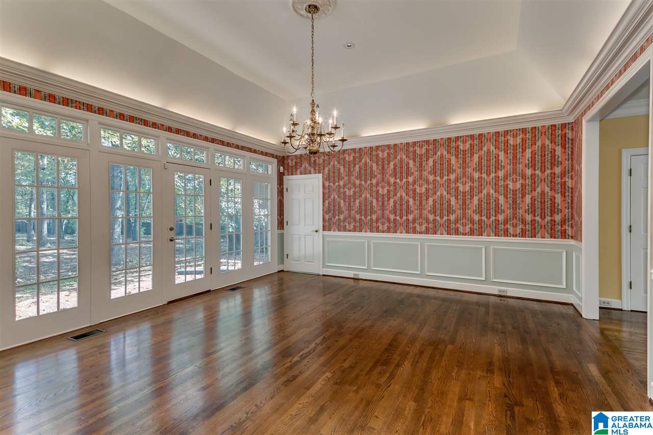 1015 Valley View Road Pelham, AL 35124 - Photo 9 of 42