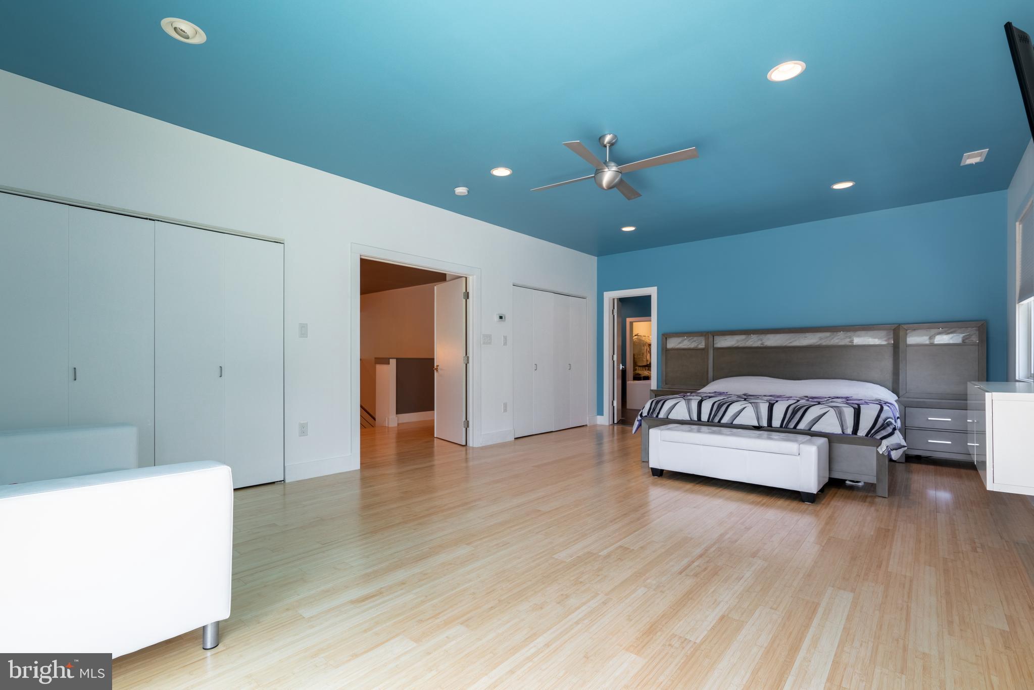 389 Eagle Road Newtown, PA 18940 - Photo 24 of 47 Owner's suite