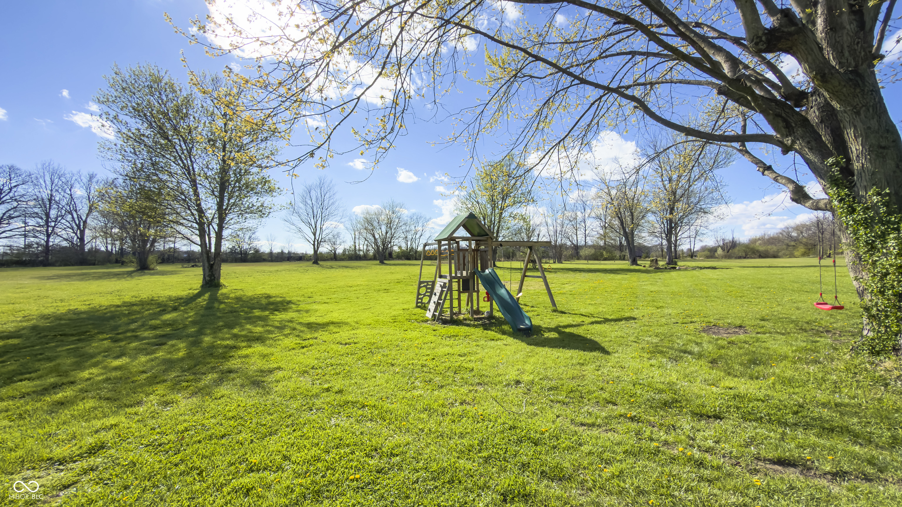 10565 East Southport Road Indianapolis, IN 46259 - Photo 13 of 35