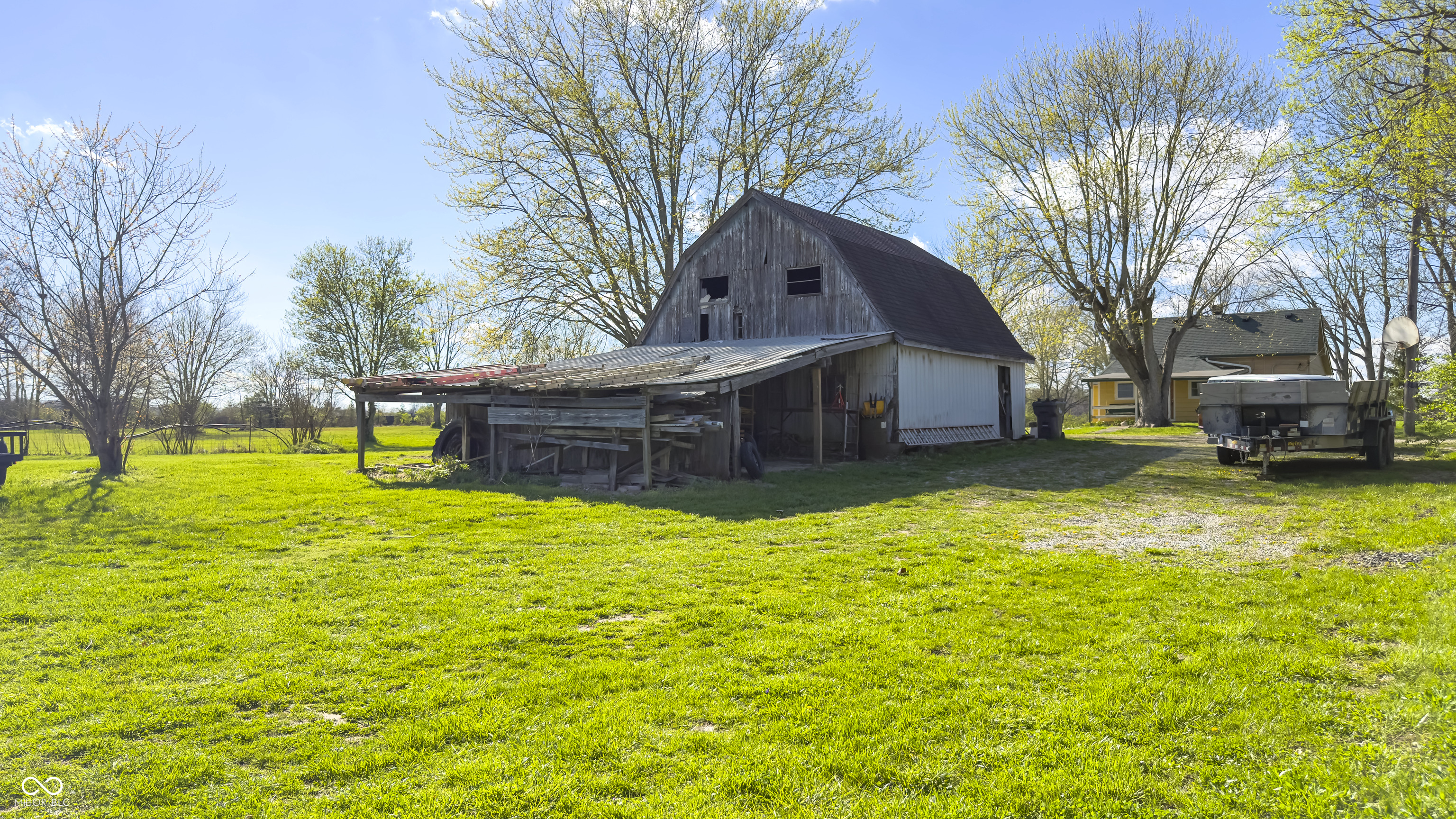 10565 East Southport Road Indianapolis, IN 46259 - Photo 14 of 35