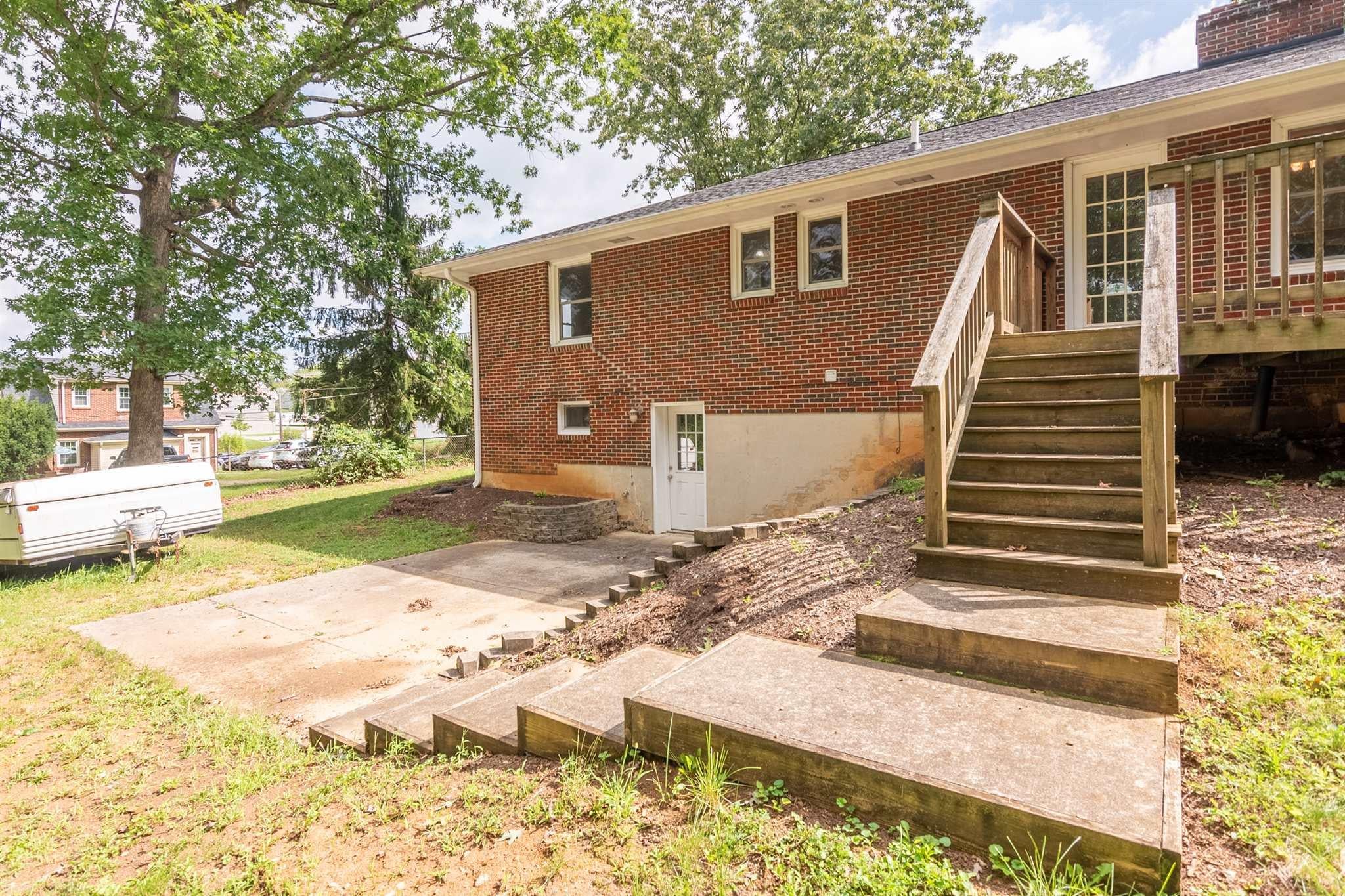 165 Overhill Road Christiansburg, VA 24073 - Photo 45 of 52 Gallery Image 45