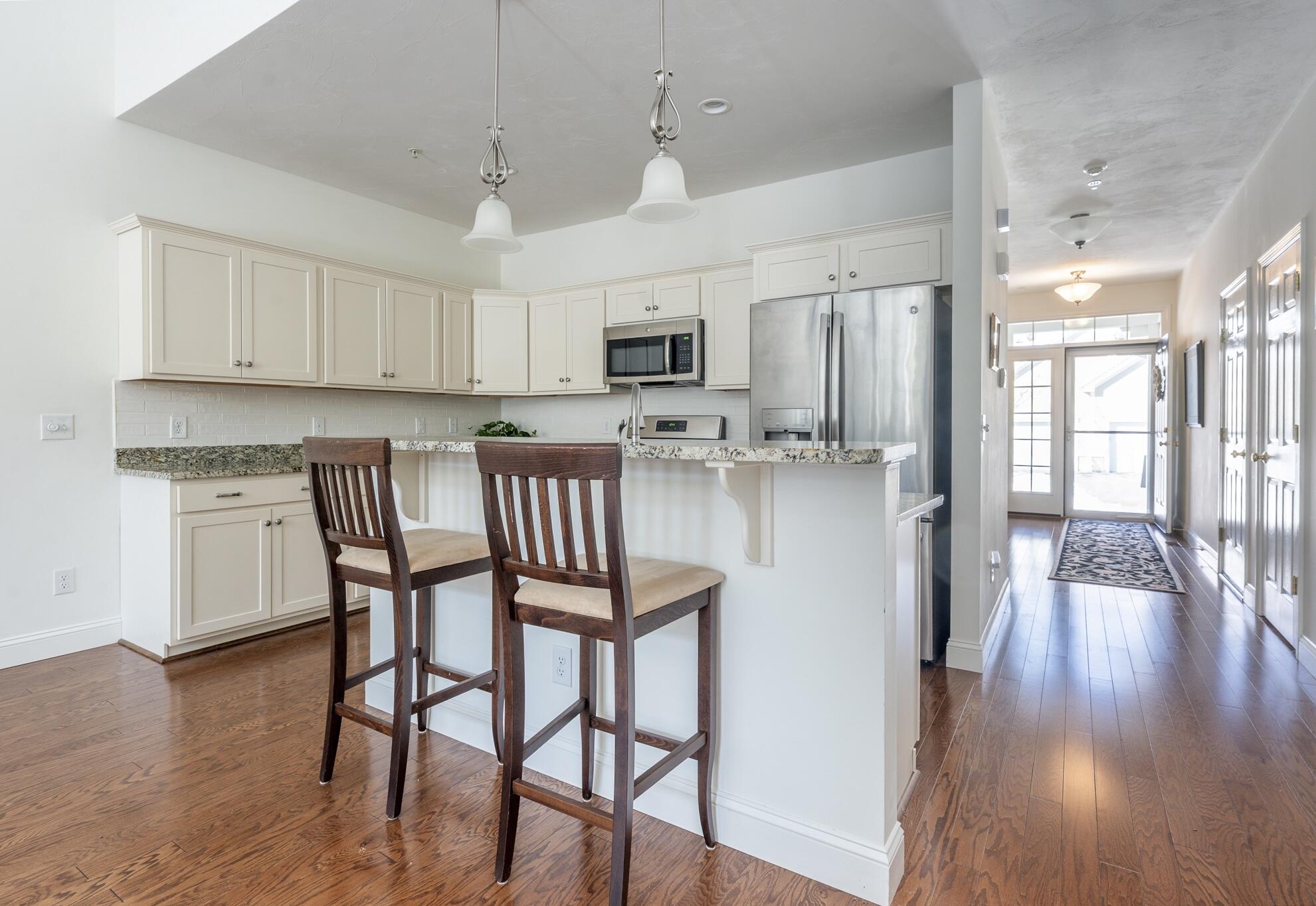22 Grey Hawk Drive, Unit 645 Mashpee, MA 02649 - Photo 4 of 36 Kitchen
