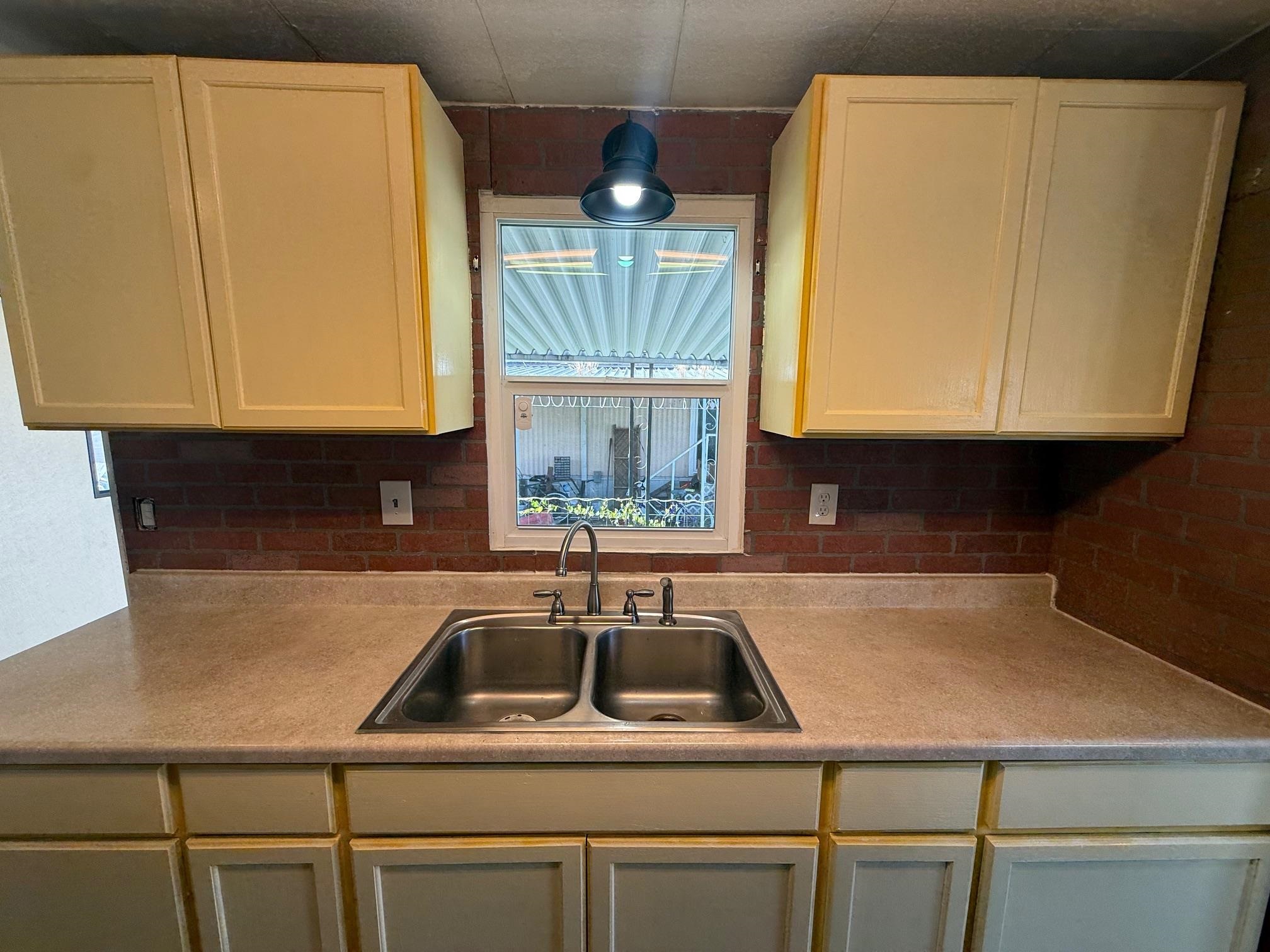 2 Rio Vista Lane Red Bluff, CA 96080 - Photo 4 of 15