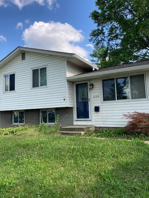 2135 Brookfield Road Columbus, OH 43229 - Photo 1 of 1 Brookfield Rd Front