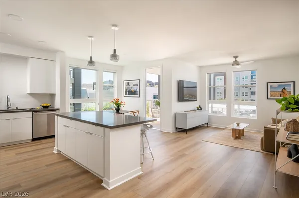 $8,100 | 11055 South Las Vegas Boulevard, Unit 2002, Las Vegas, NV 89183