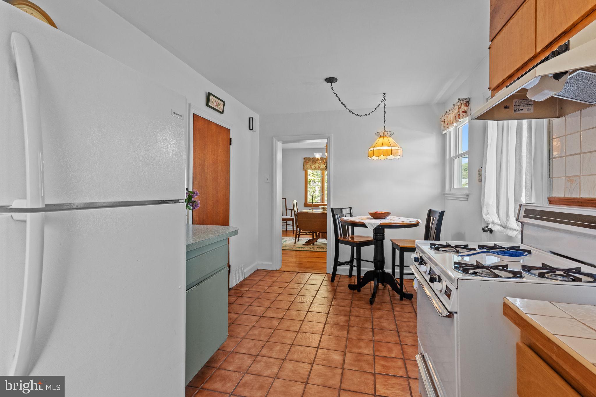 2602 Horsham Road Hatboro, PA 19040 - Photo 5 of 44 Gallery Image 5