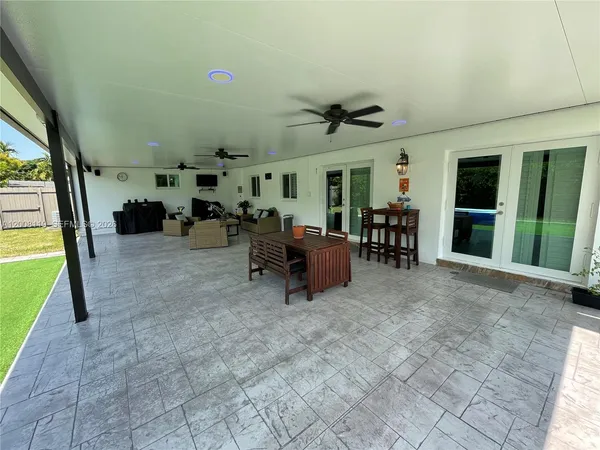 $4,000 | 4161 Southwest 102nd Avenue, Miami, FL 33165